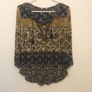 Lucky Brand 3/4 Sleeve Top. Yellow & blue.